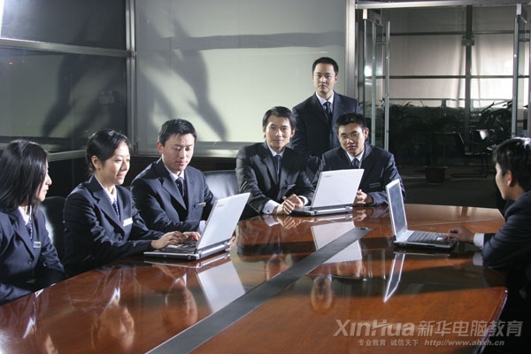 新華“五步教學(xué)法”教學(xué)研討會(huì)